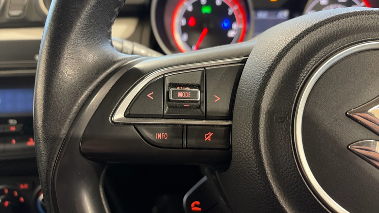 Suzuki Swift 1.2 Dualjet Attitude 5dr Petrol Hatchback